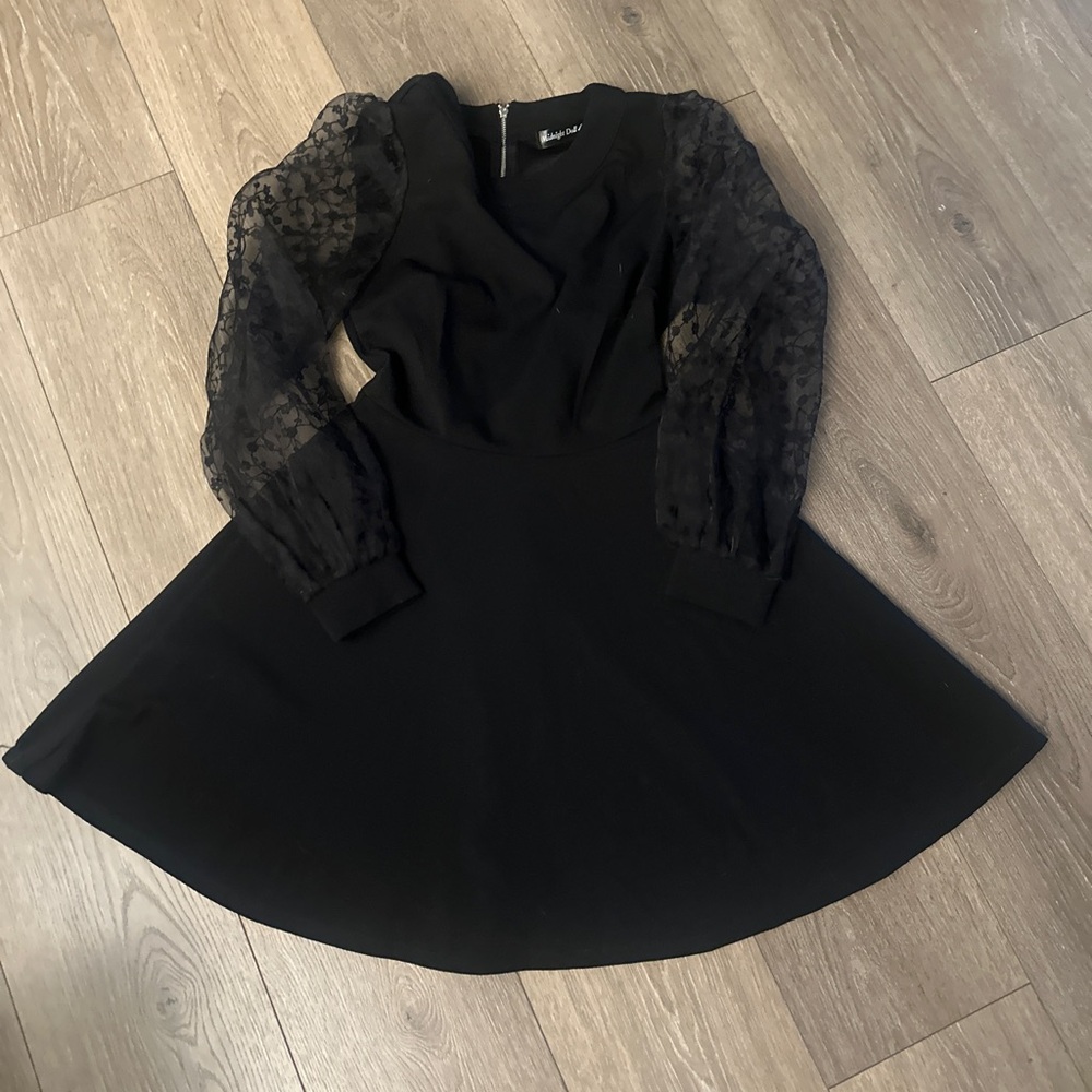 Midnight doll Black Dress with Lace Sleeves zip up back